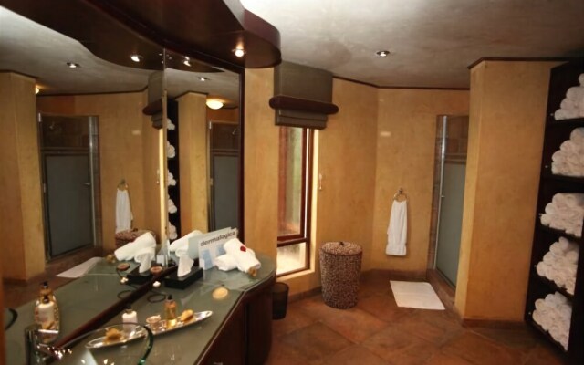 Witwater Safari Lodge & Spa