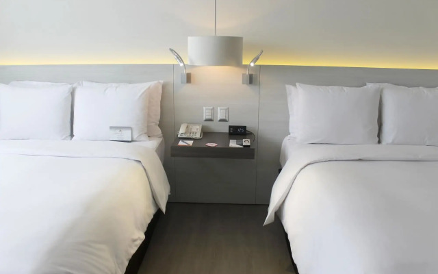 Sol de Oro Hotel & Suites