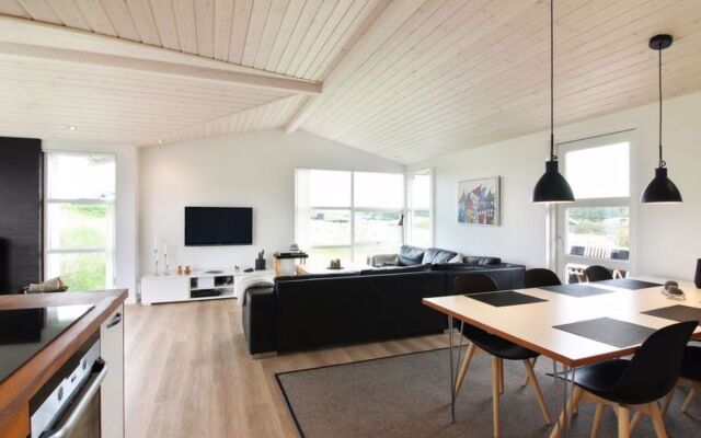 "Almen" - 350m from the sea in NW Jutland