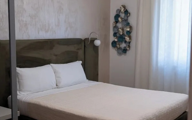 The Gate 441 Rooms