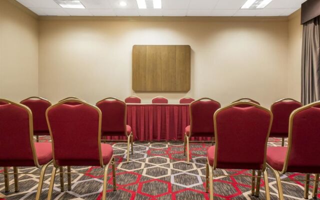 Four Points Sheraton - Lexington