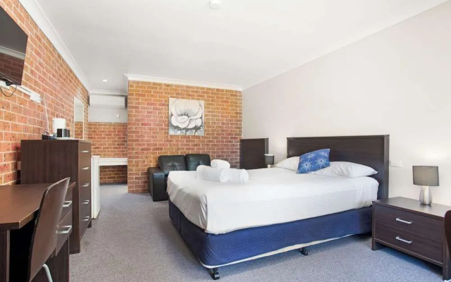 Comfort Inn Lake Macquarie – Guest Rooms – Newcastle