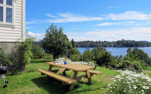 STRøNENESET (FJH231)