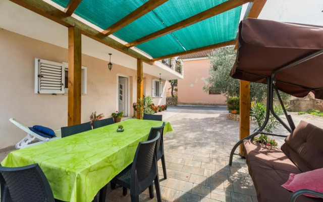 Apartment Macan