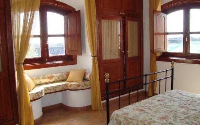 Ac Villas Macher