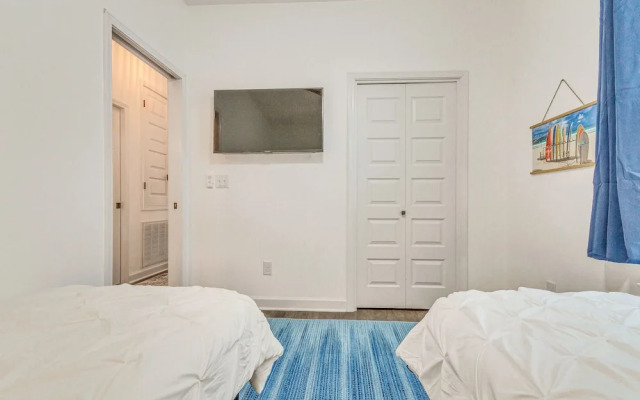 Modern Pensacola Vacation Home w/ Private Pool!