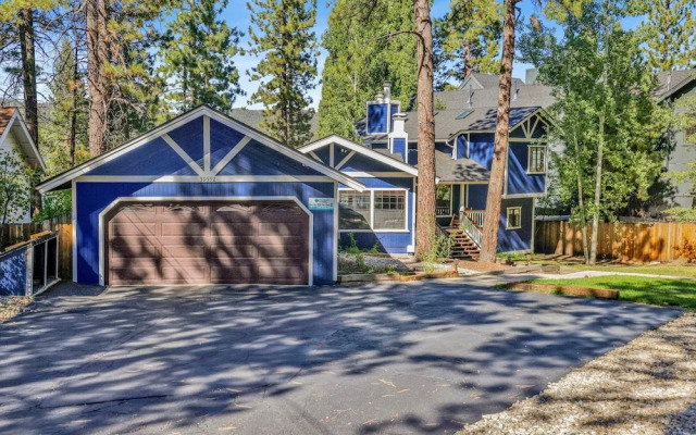 Serenity Cove Lake House #2472 by Big Bear Vacations
