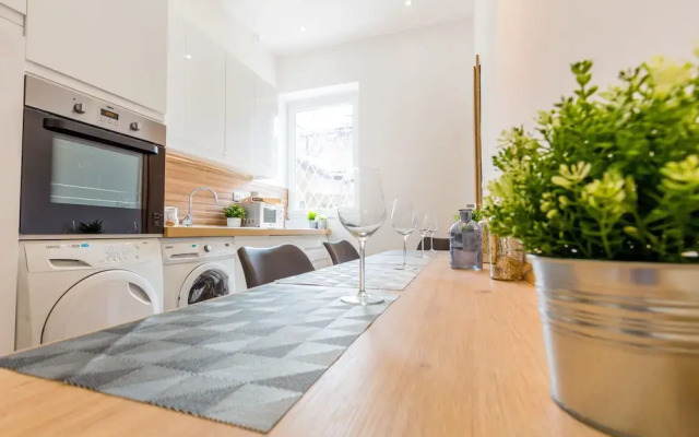 Real Apartments Zoltan