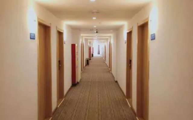 Citi Home Chain Hotel (Bozhou Chunyue Auto City)
