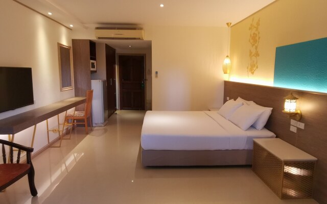 Rita Resort and Residence