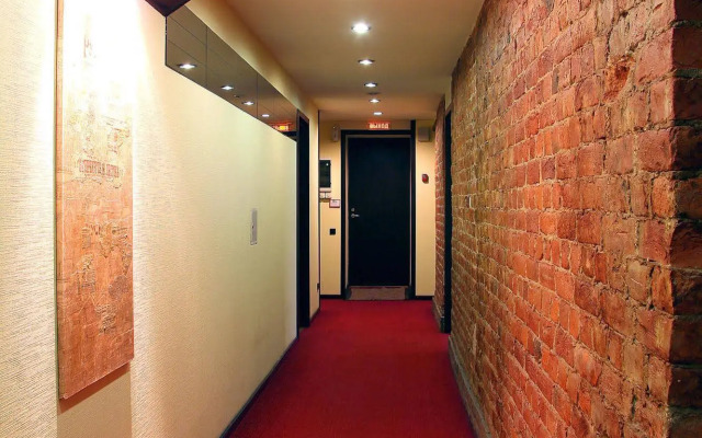 Стоуни Айлэнд на Каменноостровском