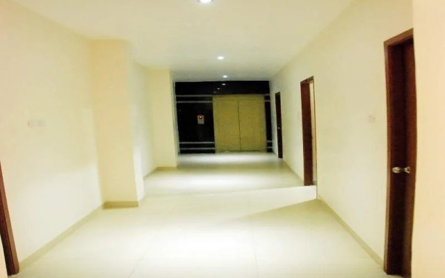 Hotel Pon Amutha