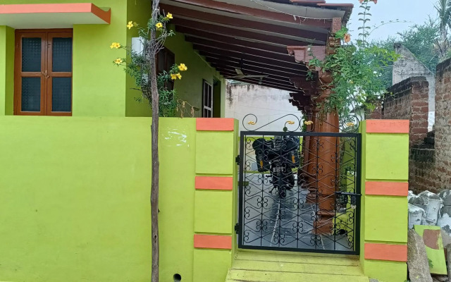 Abhi Homestay Hampi