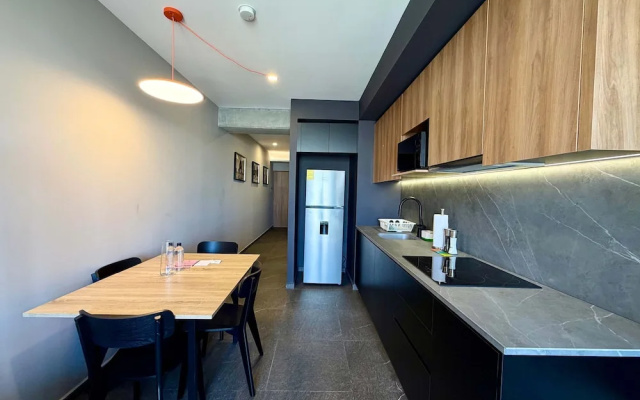 w Charming 2BR w Balcony in Tabacalera