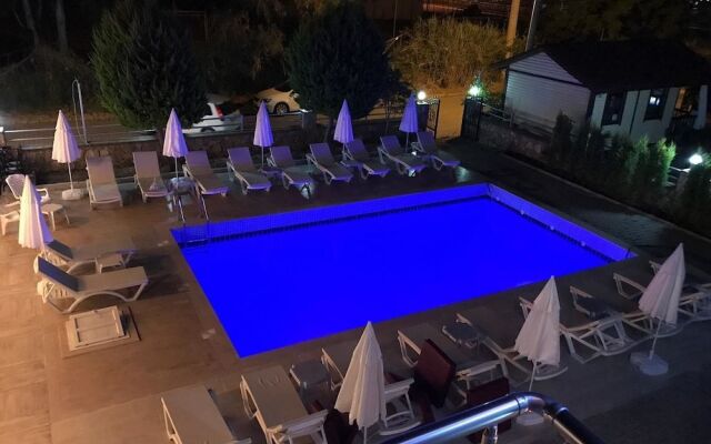 Sardunya Hotel