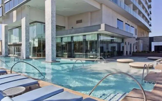 Luxury Suites at the Palms
