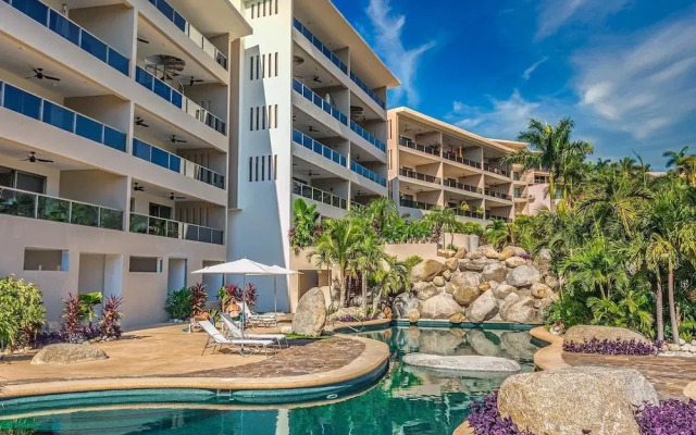 2087 - Eleven by Cosmo 11C3