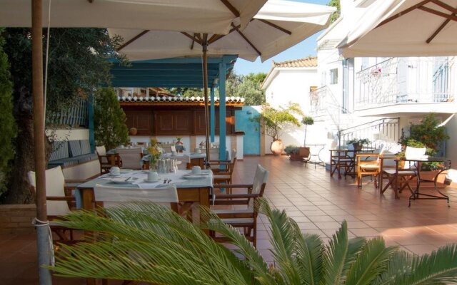 Mira Mare Hotel, Galaxidi