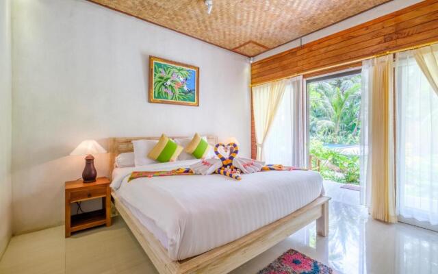 Crystal Bay Bungalows