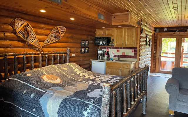 Cedar Lodge and Settlement