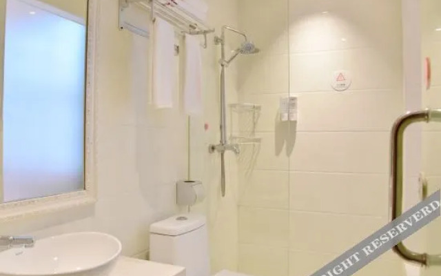 Oyo Wuhan Junhua Hotel