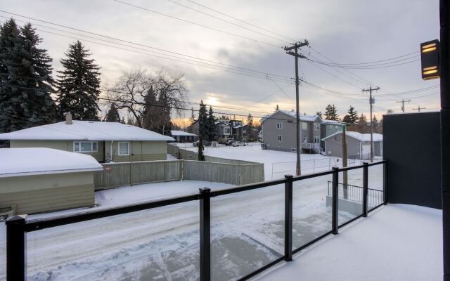New Luxury Townhome 27