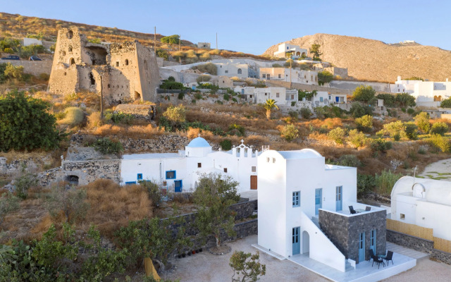 BlackStone Luxury Suites