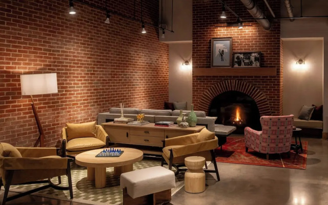 Moxy Cincinnati Downtown