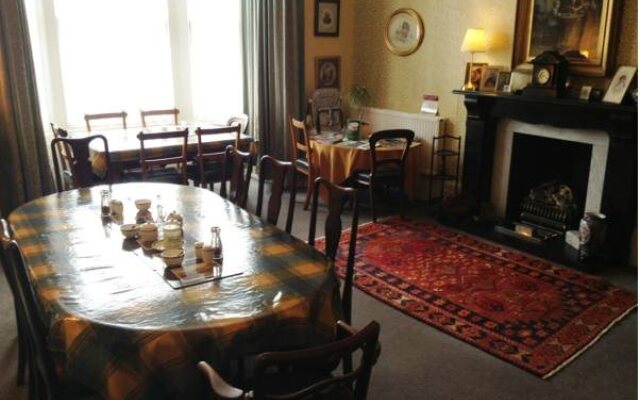 Rathan House - Guesthouse at Eskbank
