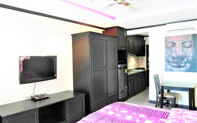 Beach Condo Jomtien Pattaya Great Location