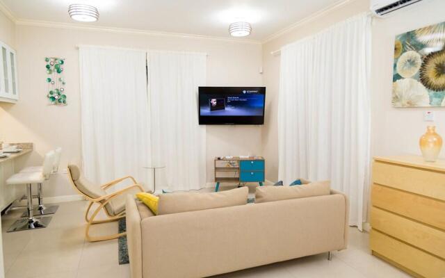 New Kingston Central Guest Apartment