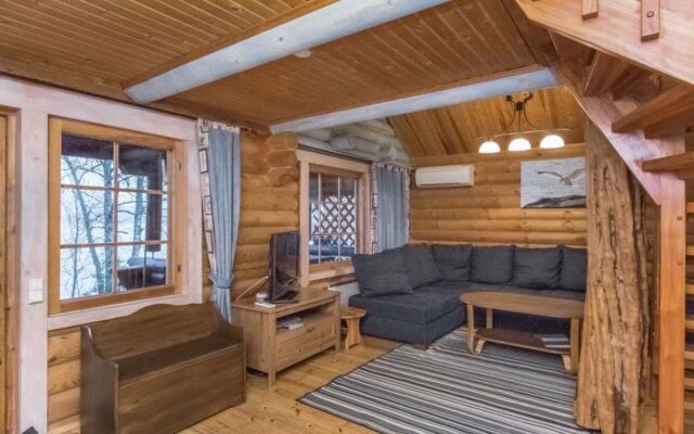 Holiday Home Oravanpesä