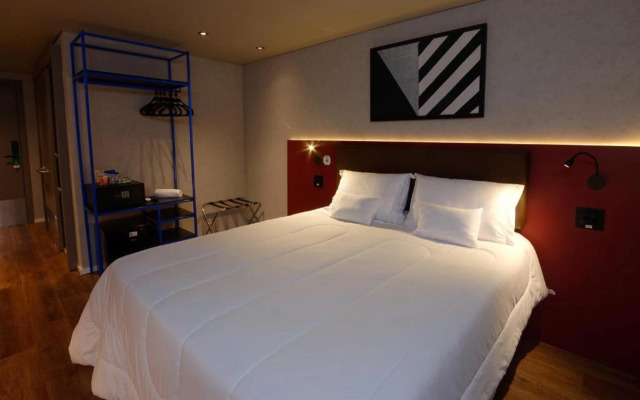 Golden Tower Express Nações Unidas by Fênix Hotéis