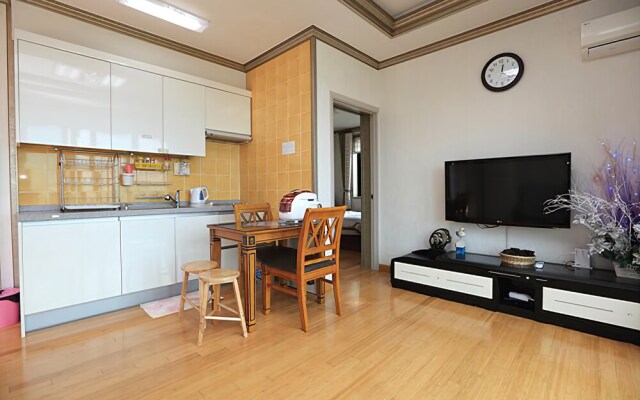 Ganghwa Rulru Ralra Pension