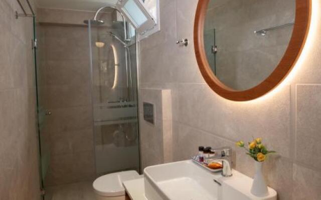 'Captain's House' Traditional Hotel Suites