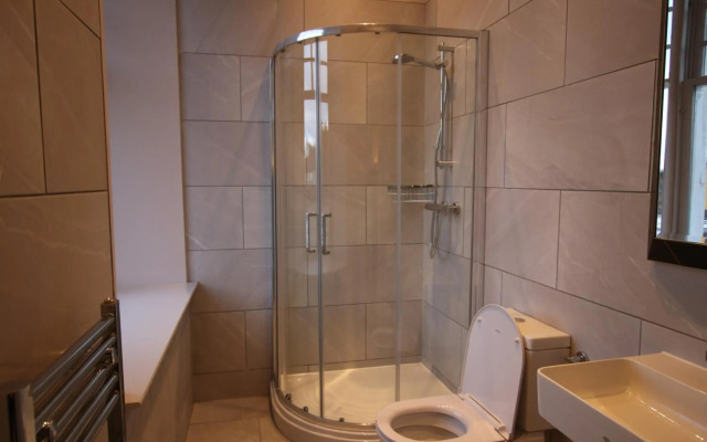 Castlecary House Hotel