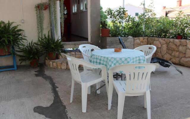 Apartment Renko - 100 m from sea