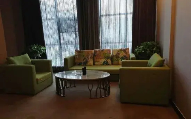 Huarong Hongfa International Hotel (People's Square)
