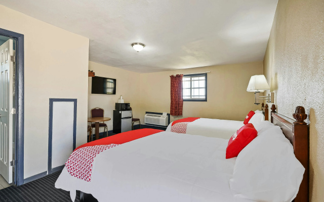 OYO Hotel Luling TX Downtown I-10/US-90