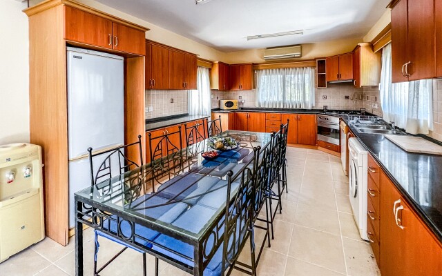 Fantastic Villa with Private Beach in Girne