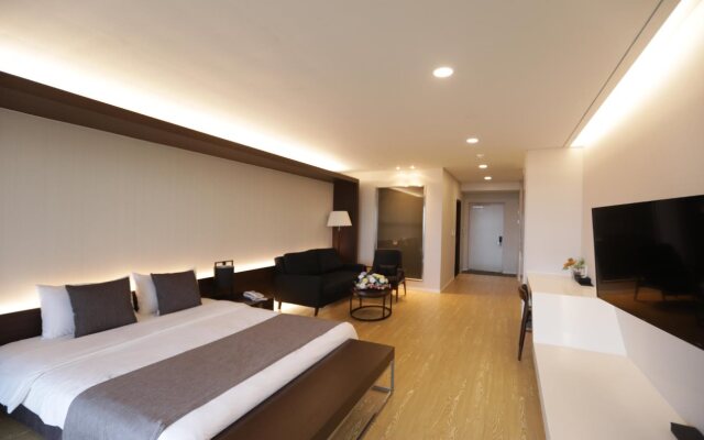 The Qube Resort Jeju