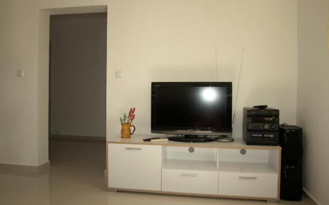 NEW Apartment Ema II