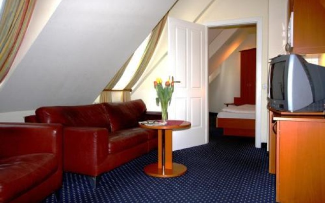 Suite Hotel 900 m zur Oper