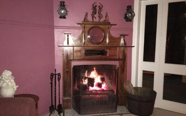 HISTORIC STAR LODGE and STATION MASTERS HOUSE NARRANDERA