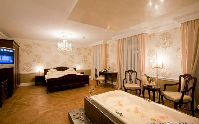 HELIOPARK Bad Hotel zum Hirsch