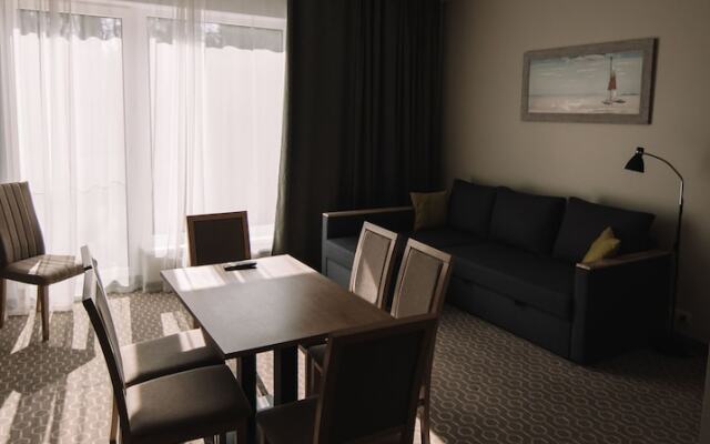 Merepargi ApartHotel & Cafe