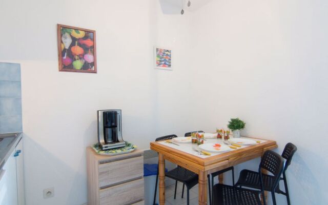 Les Flamants Roses 40004