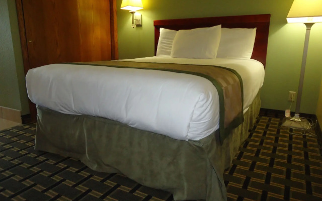 Town House Extended Stay Hotel Downtown