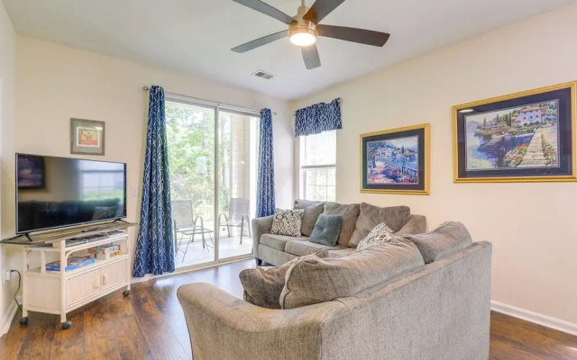 Ground-floor Myrtle Beach Condo w/ Community Perks