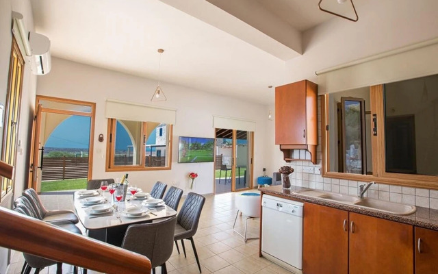 Villa Luna AQ Kr01 Prkr01